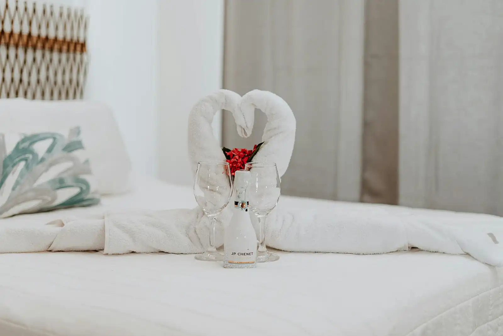 Luxurious suite at Kwarleyz Residence perfect for couples